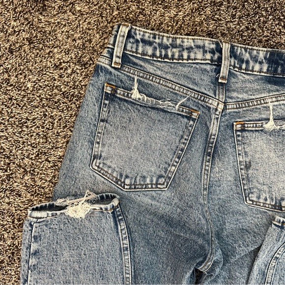 High Rise Mom Jeans by Abercrombie - Picture 5 of 8